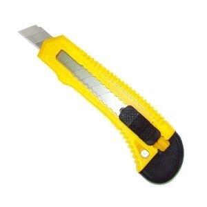 CUTTER (CORTADOR) PLASTICO 18mm. DOHE R. 79254